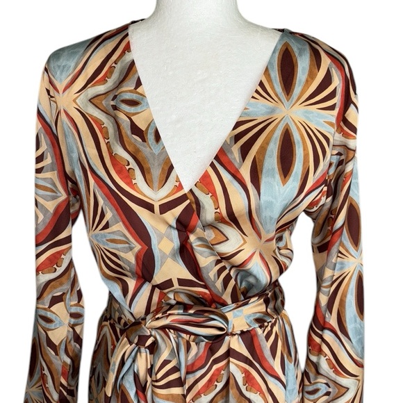 NWT Zara Geometric Print Satin Wrap Tie Waist Mini Dress - M - Picture 7 of 16